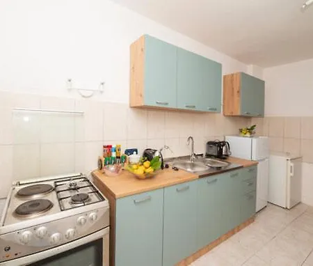 Mama Mila Appartement *
